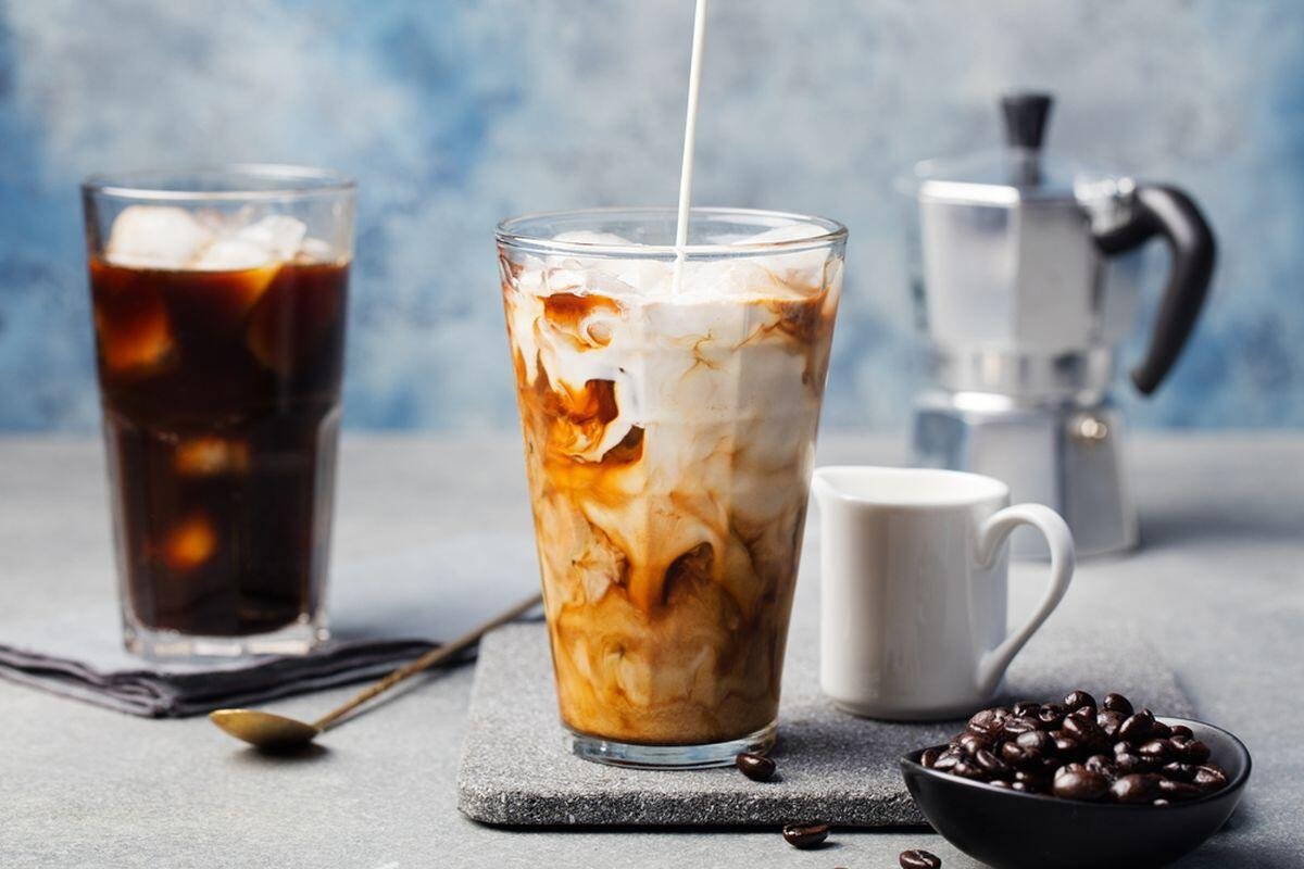 Es Kopi Susu Aren Tetap Digemari, Ini Alasannya