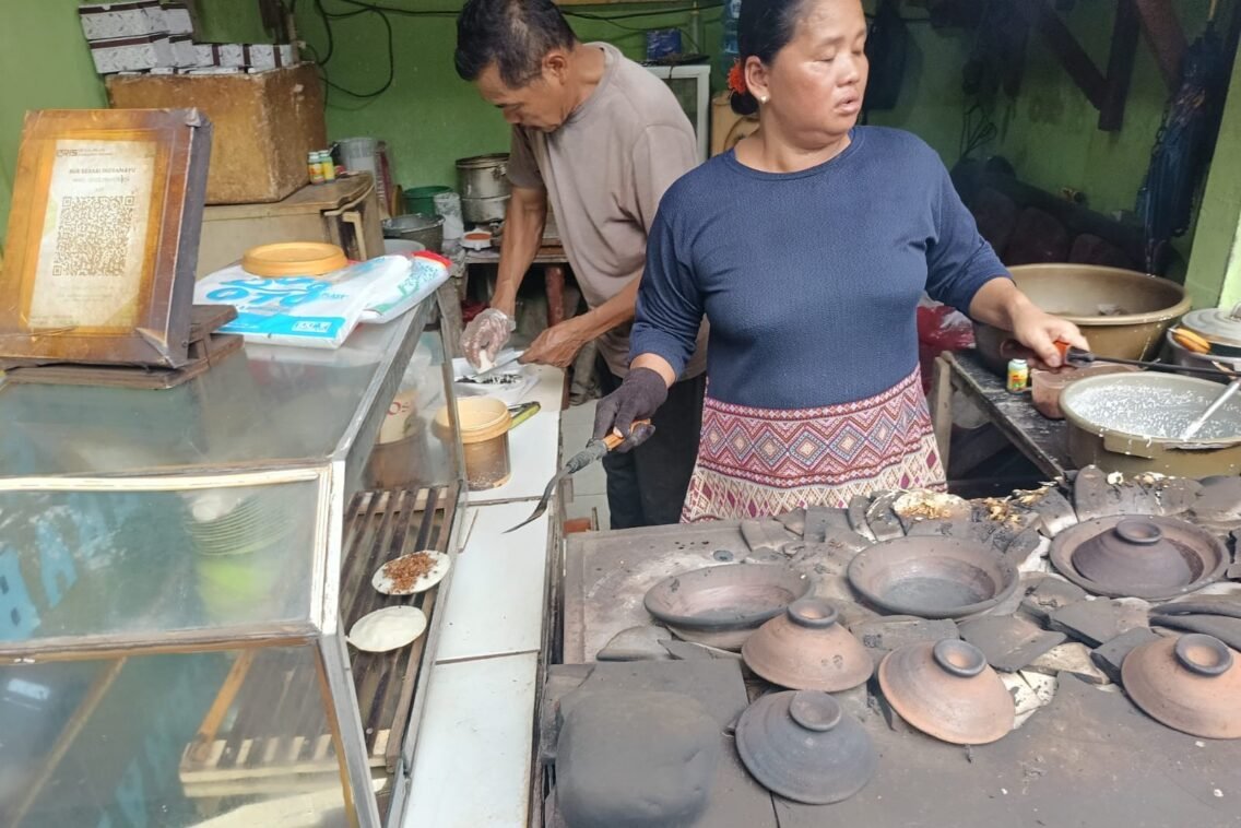 Serabi tepung beras ini bisa menjadi pilihan