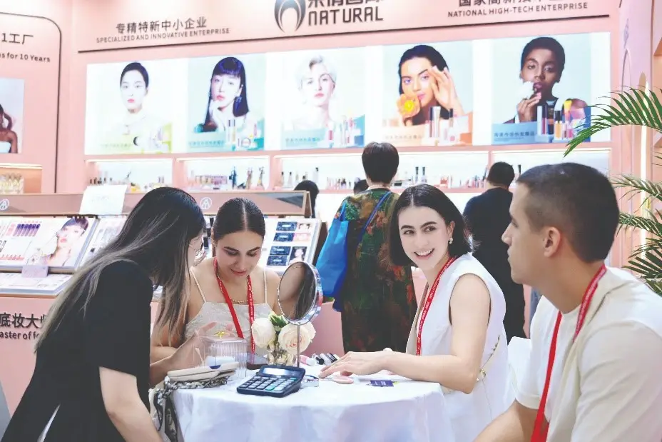 Pameran kosmetik terbesar dunia “CIBE” guncang Jakarta